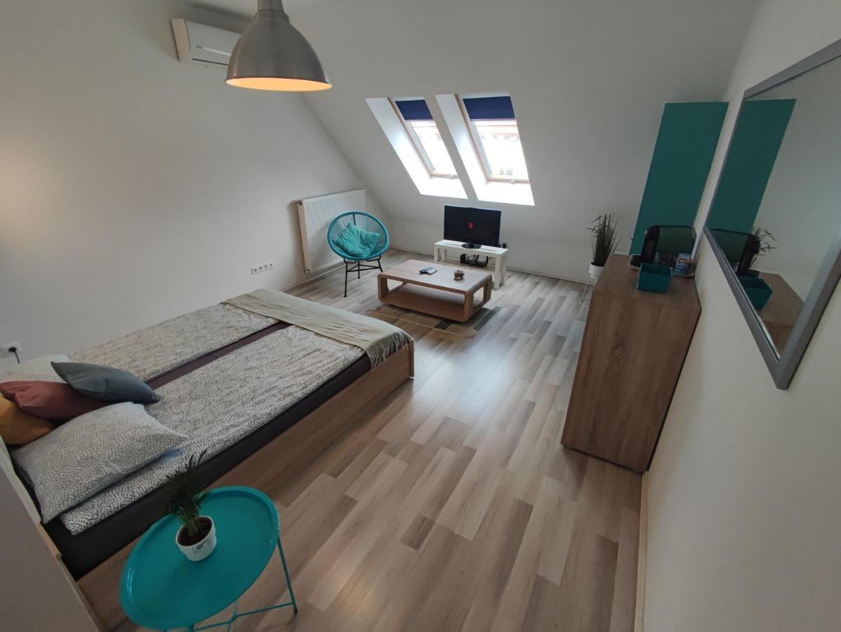Ryb Lofts Budapest Exteriör bild